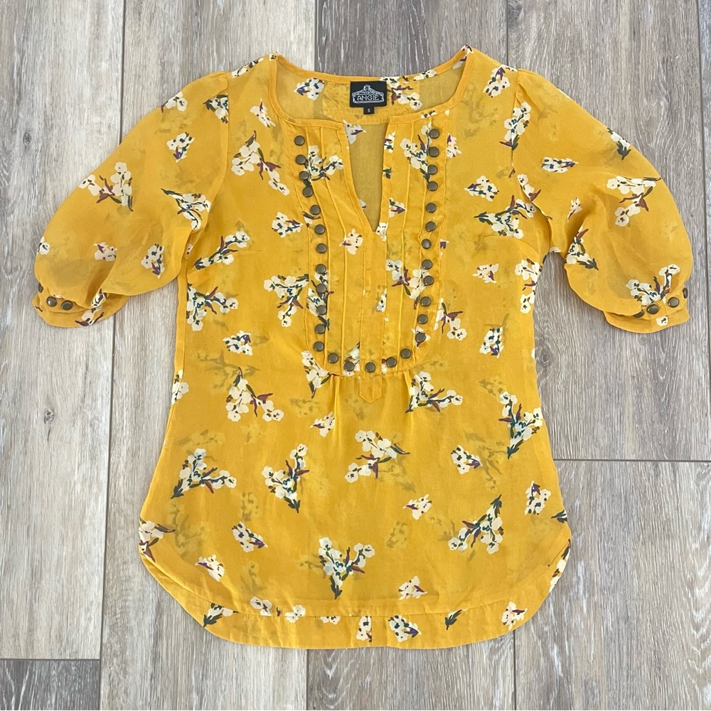 Floral bronze brad embellished Angie Top